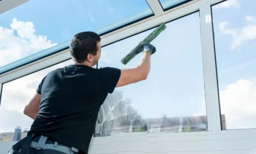 glass-cleaning-company-780x470